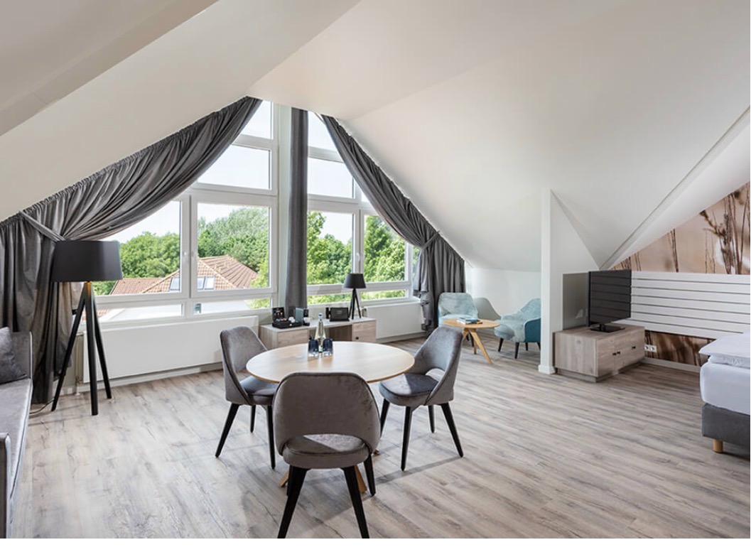 Luxury Beauty Boutique — suite-junior